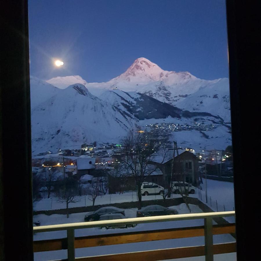 Hilltop Kazbegi Esterno foto