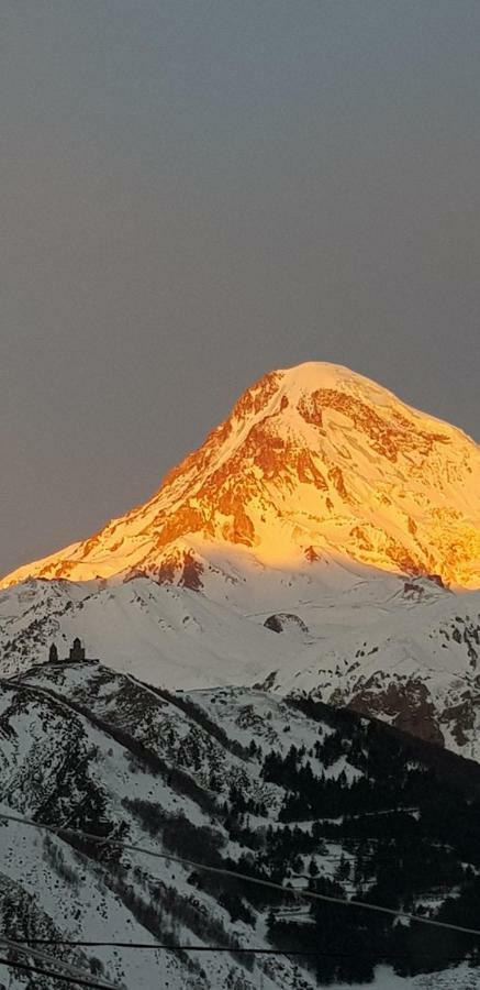 Hilltop Kazbegi Esterno foto